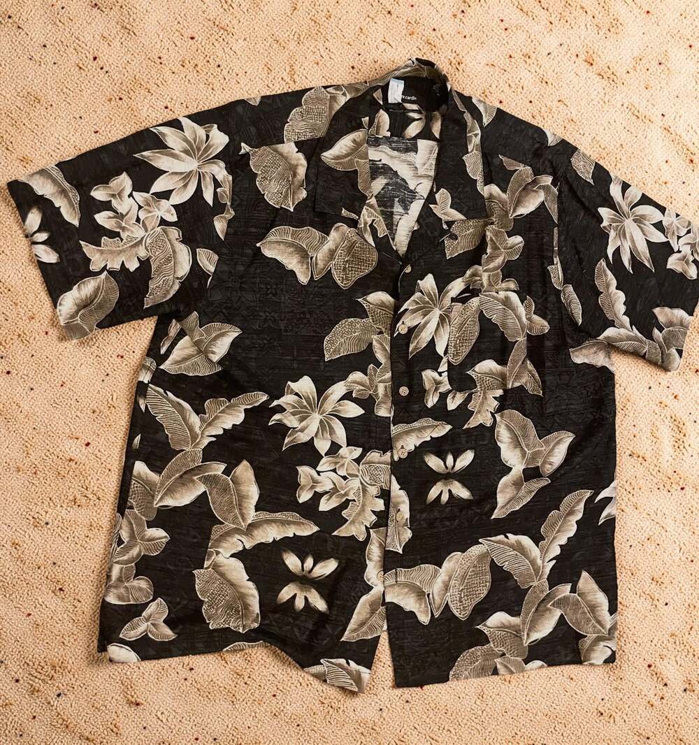 Pierre Cardin 100% Silk Floral Leaf Print Hawaiian Camp Festive Botanical Shirt